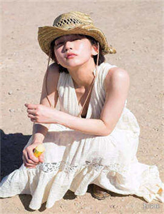 《大沢佑香 非洲》
