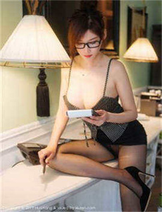 《欧美说唱女歌手》