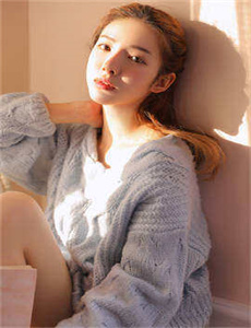 《欧美操美女》
