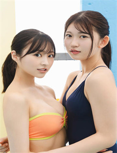 《动漫美女被撕开裤裆》