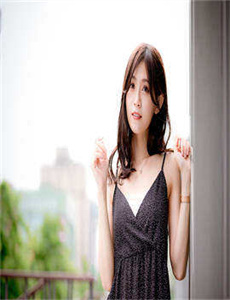 白丝吧-夏季短袖看见女同学乳突图