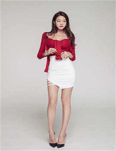 冷艳美女-轩辕晔三皇子